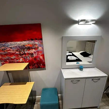 Deluxe Apartment *